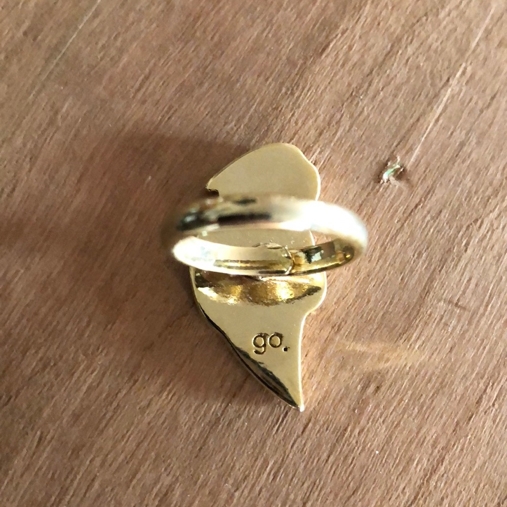 ModCloth parrot ring - Picture 3 of 5